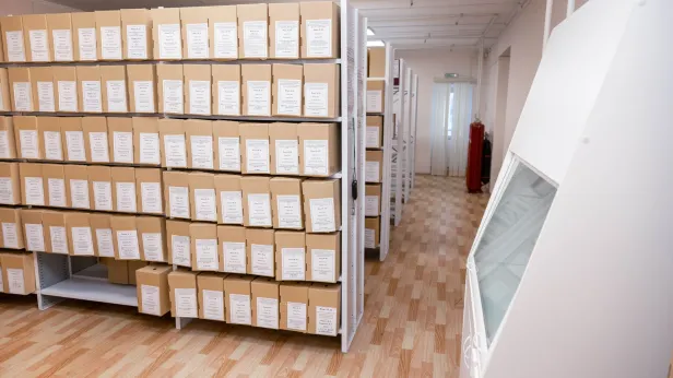 Ямальские архивисты помогли Волновахе создать план по сохранению документов