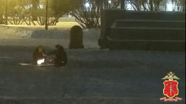 Пятидесятилетний петербуржец залил Вечный огонь на Марсовом поле