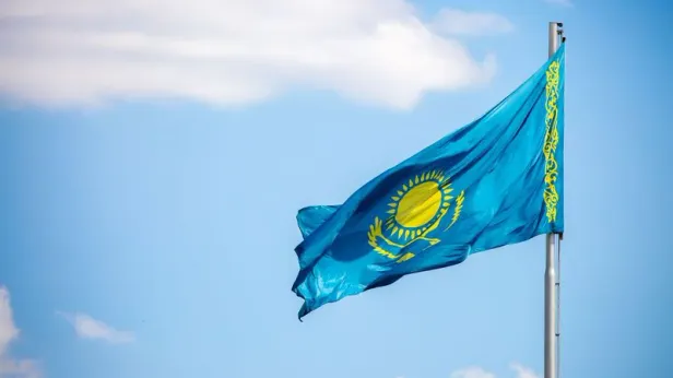 Военным ВМС Казахстана на учениях в Каспийском море не дали спасательные жилеты