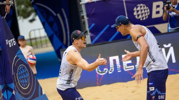 Пляжники «Факела» выиграли золото Кубка России