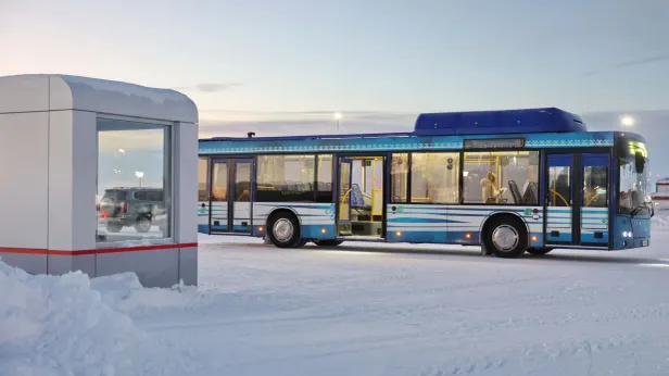 В Надыме пассажирам автобуса расскажут о тундре и прочитают стихи