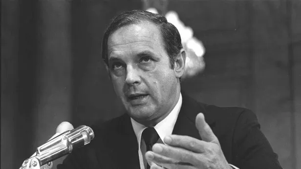 Умер бывший зампомощника Никсона, раскрывший «Уотергейтский скандал»