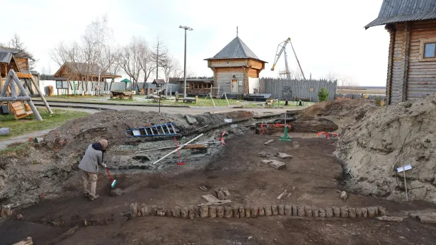 Археологи нашли в Салехарде сосуды возрастом около пяти тысяч лет
