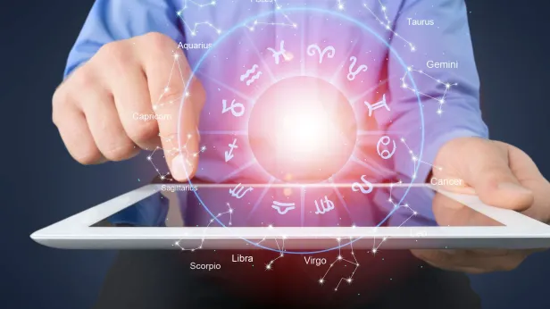 Астрология в HR: когда звезды решают, кого взять на работу