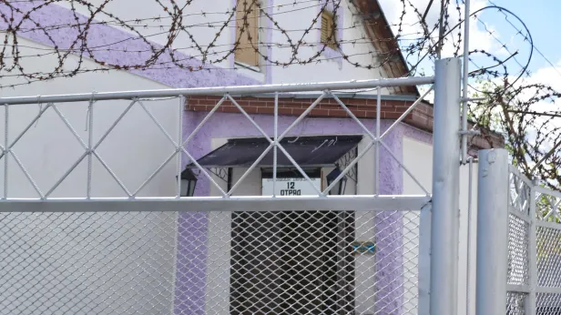 Заключенным колонии «Белый медведь» в Лабытнанги пытались пронести телефоны
