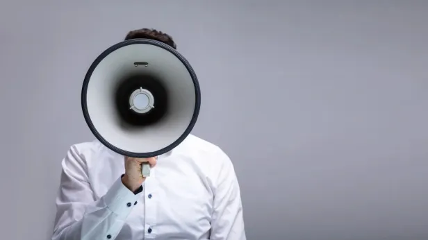 В Петербурге задержали мужчину, громогласно одобрявшего террориста в метро