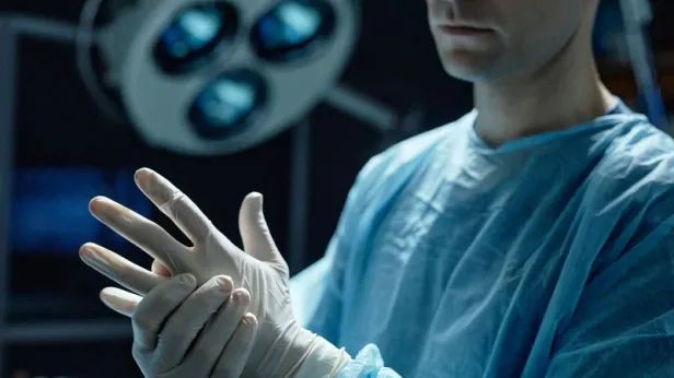 Датчики в бедре и 3D-модель сердца: в Подмосковье провели уникальную операцию без разрезов