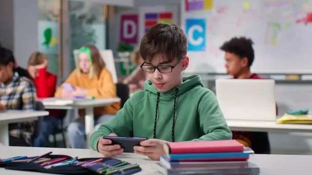 В Германии задумались над запретом на использование соцсетей лицам до 16 лет