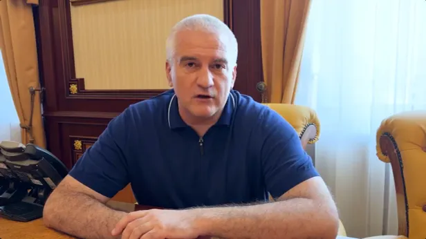 Аксенов рассказал про свет, бензин и общественный транспорт в Крыму