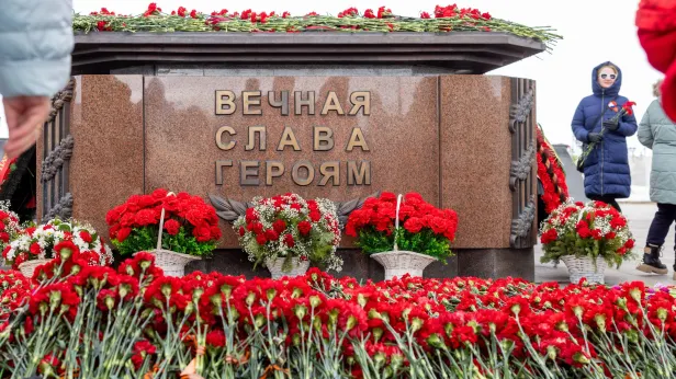 Дмитрий Артюхов обратился к ямальцам в День Героев Отечества