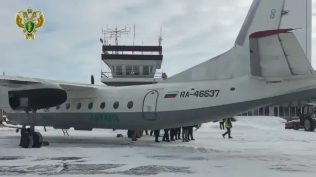 В Нижнеангарске экстренно сел Ан-24 с отказавшим двигателем