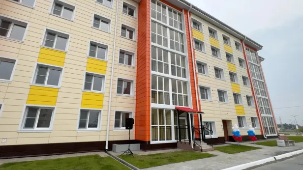 «Впереди — новая жизнь»: в Пангодах отметили большое новоселье