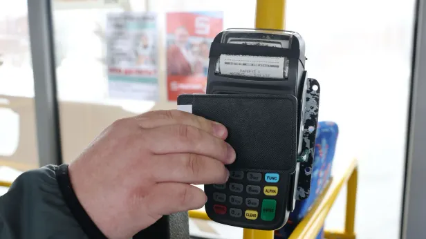 Ямальцы проехали на автобусе по карте «Морошка» почти 5 миллионов раз