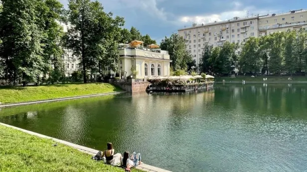 В Москве после потепления могут ударить черемуховые холода