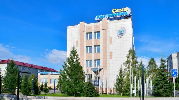 В Лабытнанги гостиница «Семь лиственниц» отметила 25-летний юбилей