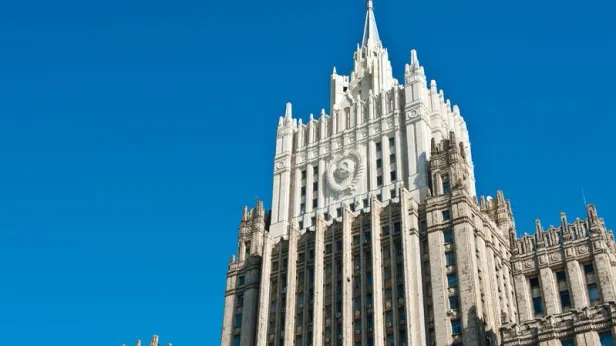 МИД жестко отреагировал на атаку на Русский дом в Чехии