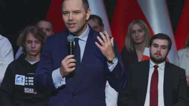 Президент Польши Навроцкий собрал срочное совещание по ситуации в стране