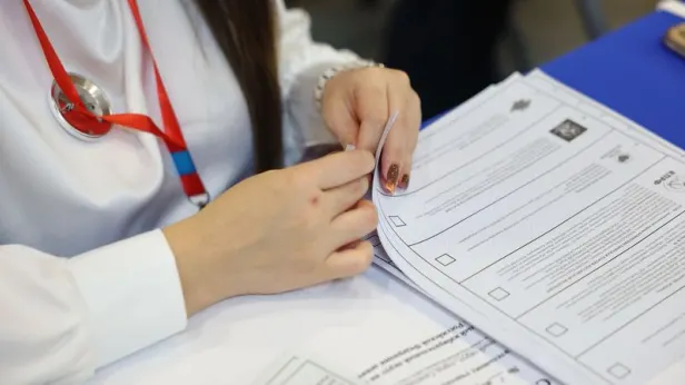 В Коми неизвестный поджег избирательный участок после закрытия голосования