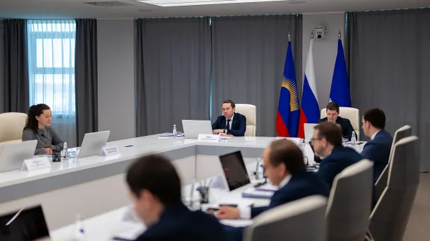 В Салехарде обсудили особенности строительства и безопасности в Арктике