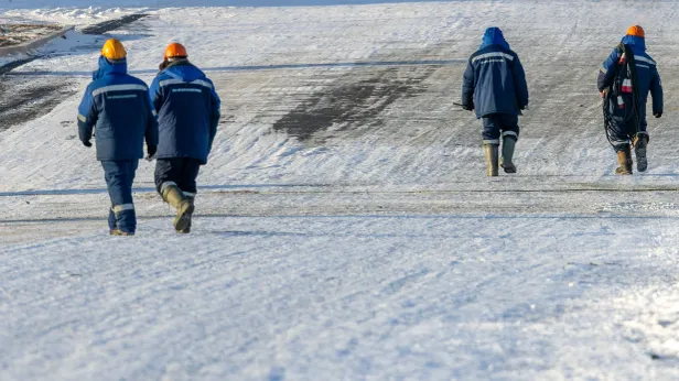 Шестерых иностранцев выдворят из России после рейда в Лабытнанги