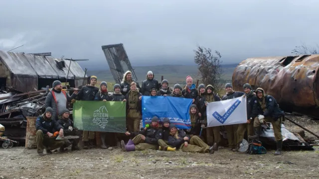 На Ямале за чистоту окружающей среды боролась большая команда волонтеров. Фото: предоставлено пресс-службой губернатора ЯНАО