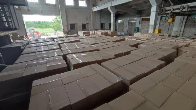 Первая партия продуктовых наборов от Ямала уже прибыла в Волноваху. Фото: пресс-служба губернатора ЯНАО