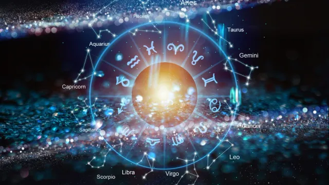 Гороскоп для всех знаков Зодиака на 27 июля 2022 года. Фото: Billion Photos / Shutterstock.com