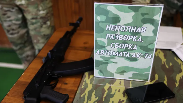 В Губкинском ко Дню призывника проведут турниры по стрельбе, плаванию и лыжным гонкам